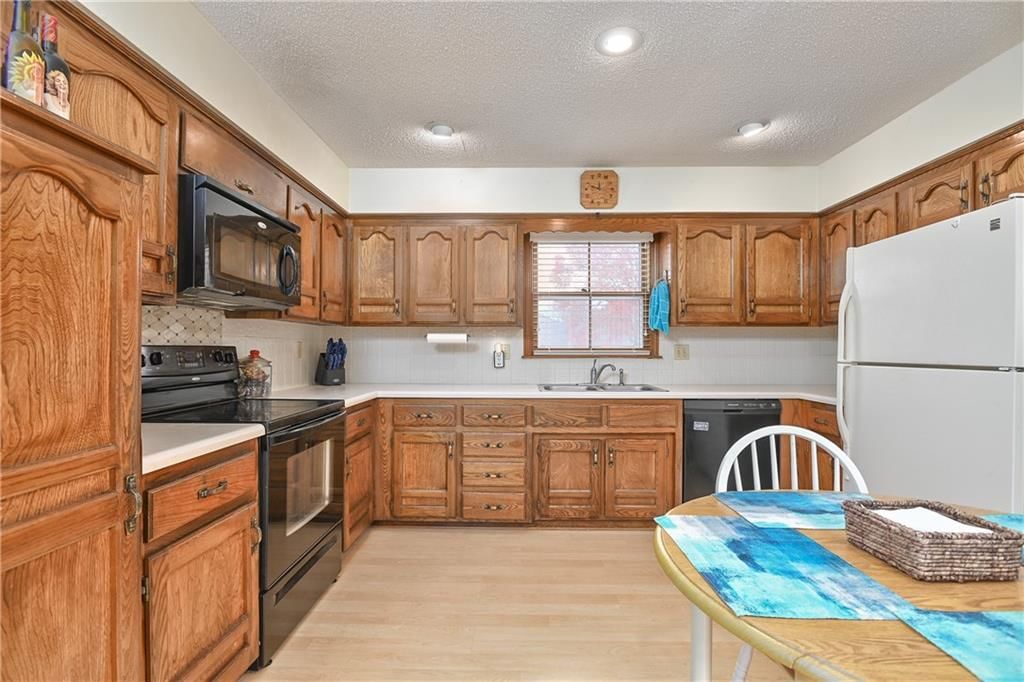 10927 W 97th Circle — photo 10