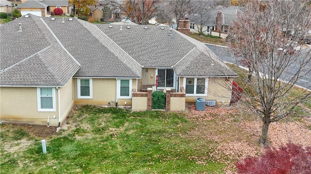 10927 W 97th Circle — photo 32