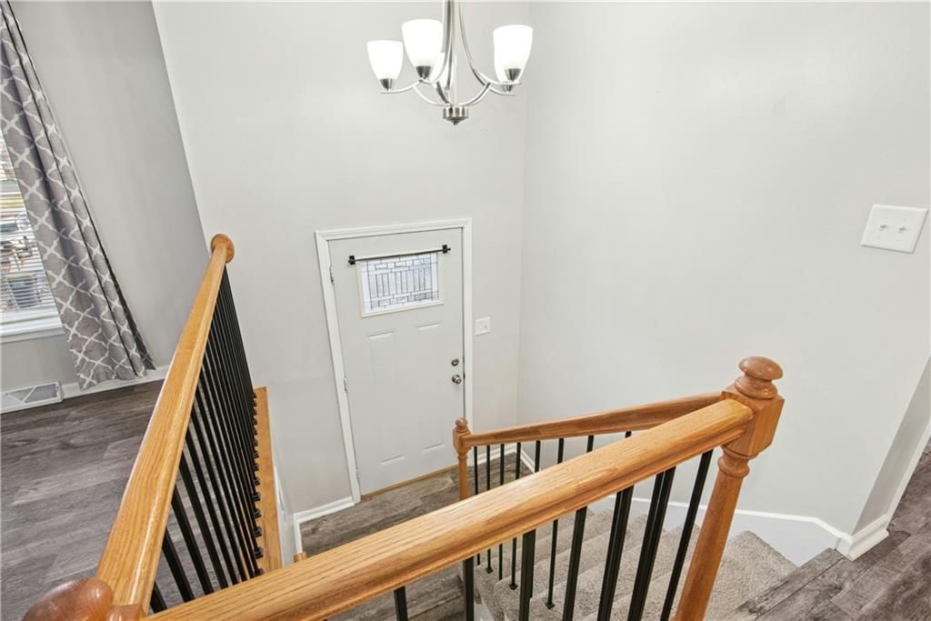 5822 NW Walnut Court — photo 5