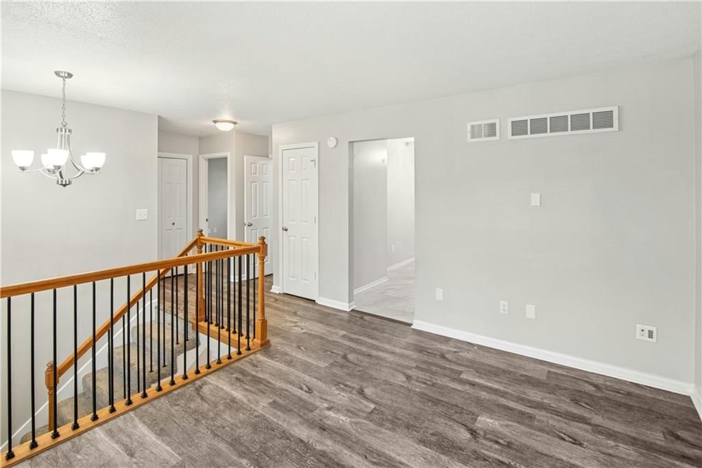 5822 NW Walnut Court — photo 6