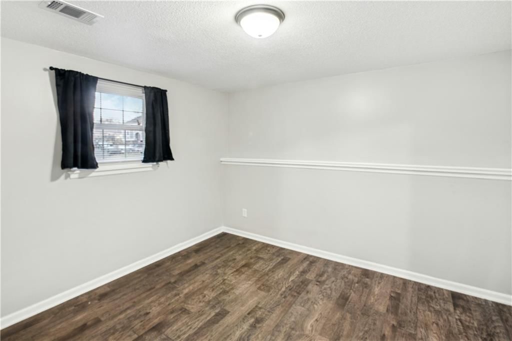 5822 NW Walnut Court — photo 15