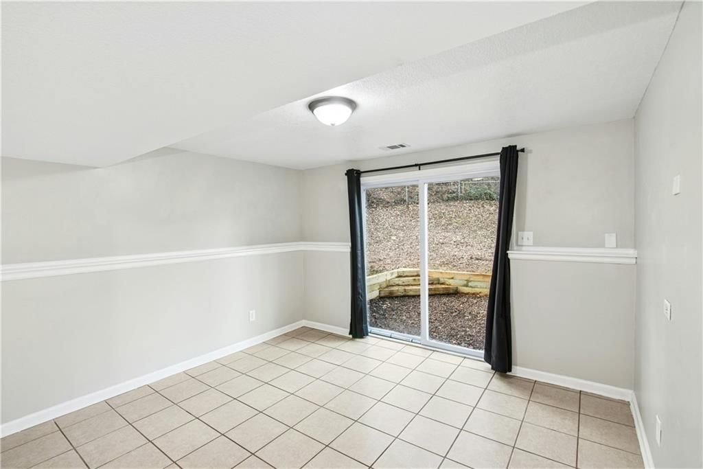 5822 NW Walnut Court — photo 17