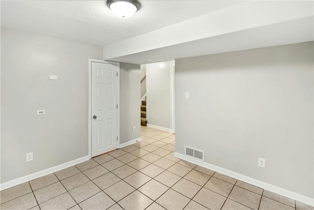 5822 NW Walnut Court — photo 18