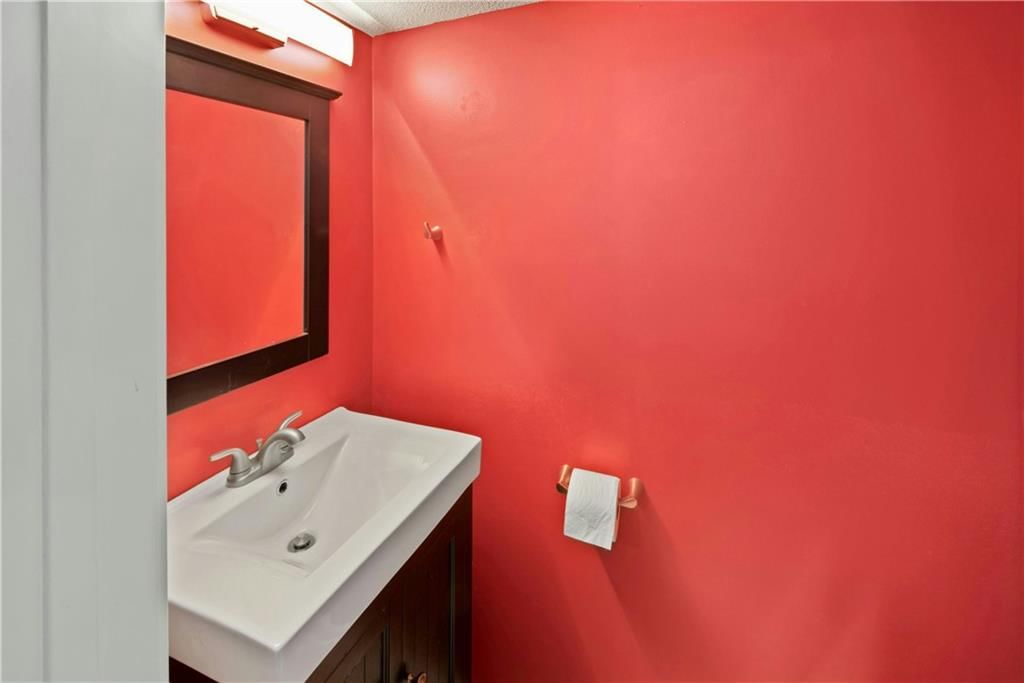 5822 NW Walnut Court — photo 19