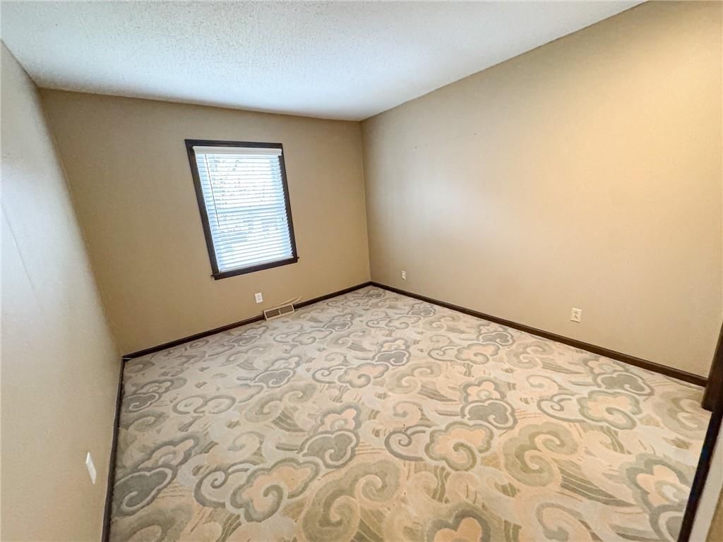 8011 Gillette Street — photo 21