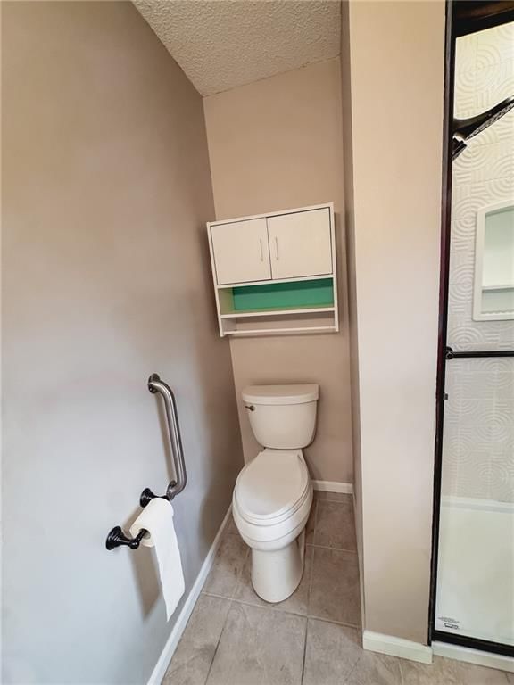 8011 Gillette Street — photo 27