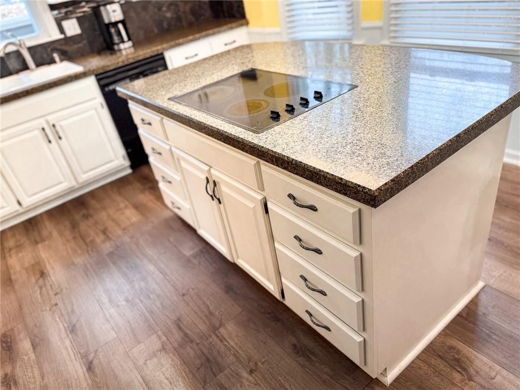 8011 Gillette Street — photo 32