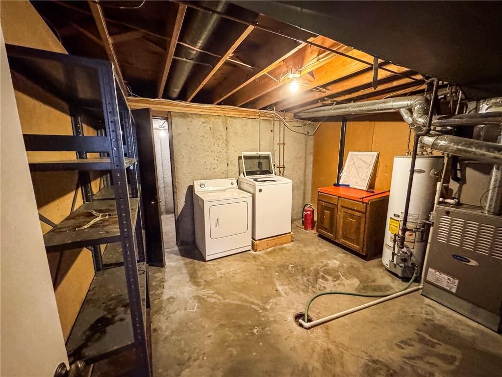 8011 Gillette Street — photo 33