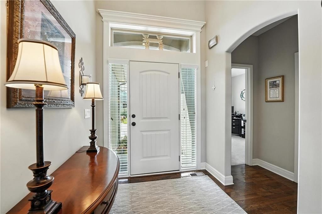 512 Sycamore Road — photo 3