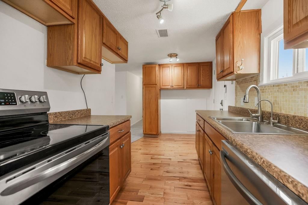 17114 Chula Vista Drive — photo 9