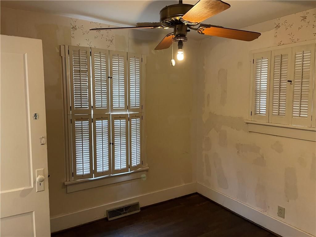 1439 Central Street — photo 14