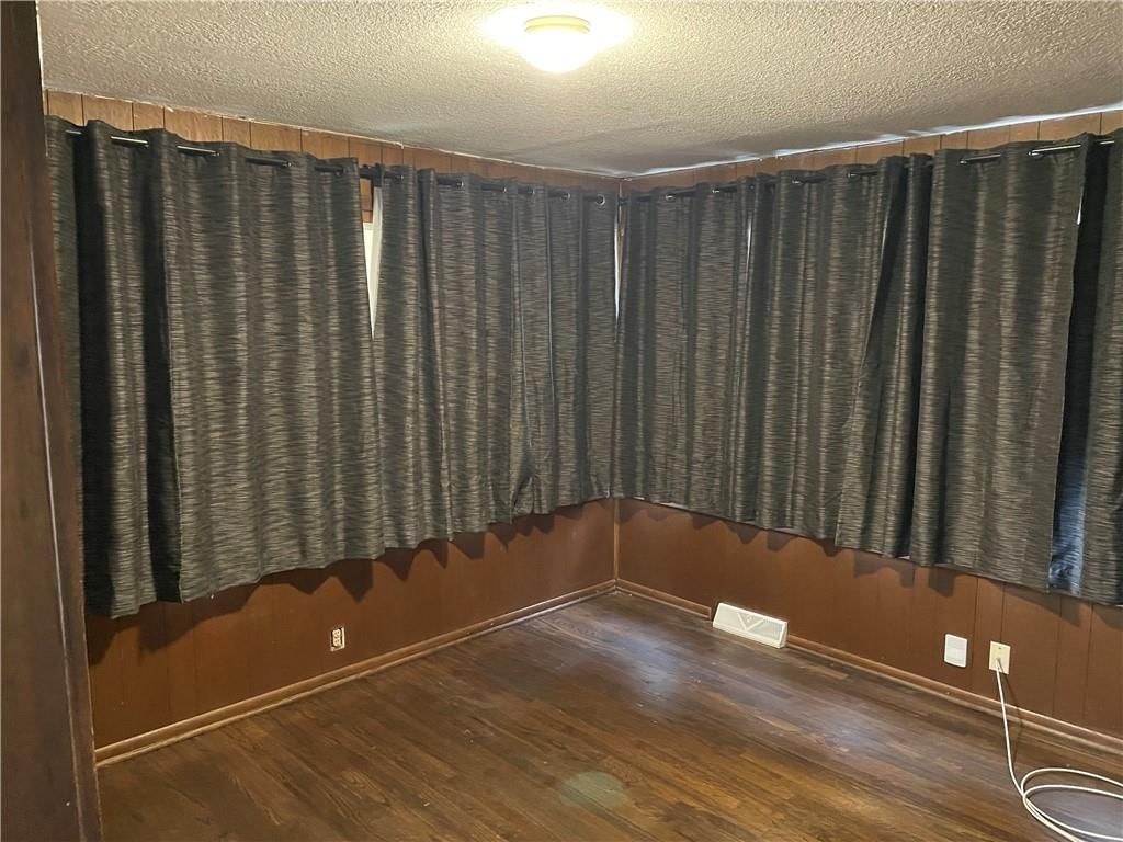 1439 Central Street — photo 16