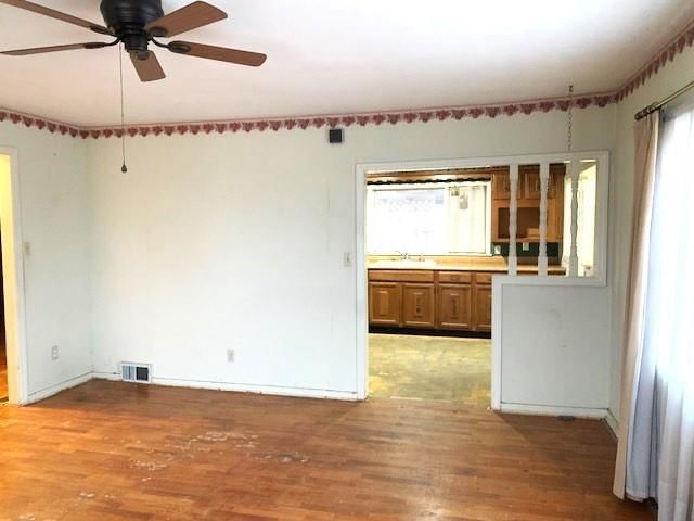 2520 N 35th Street — photo 8