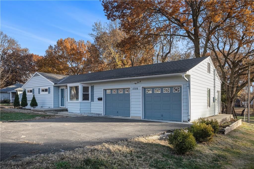 5308 McAnany Drive — photo 2