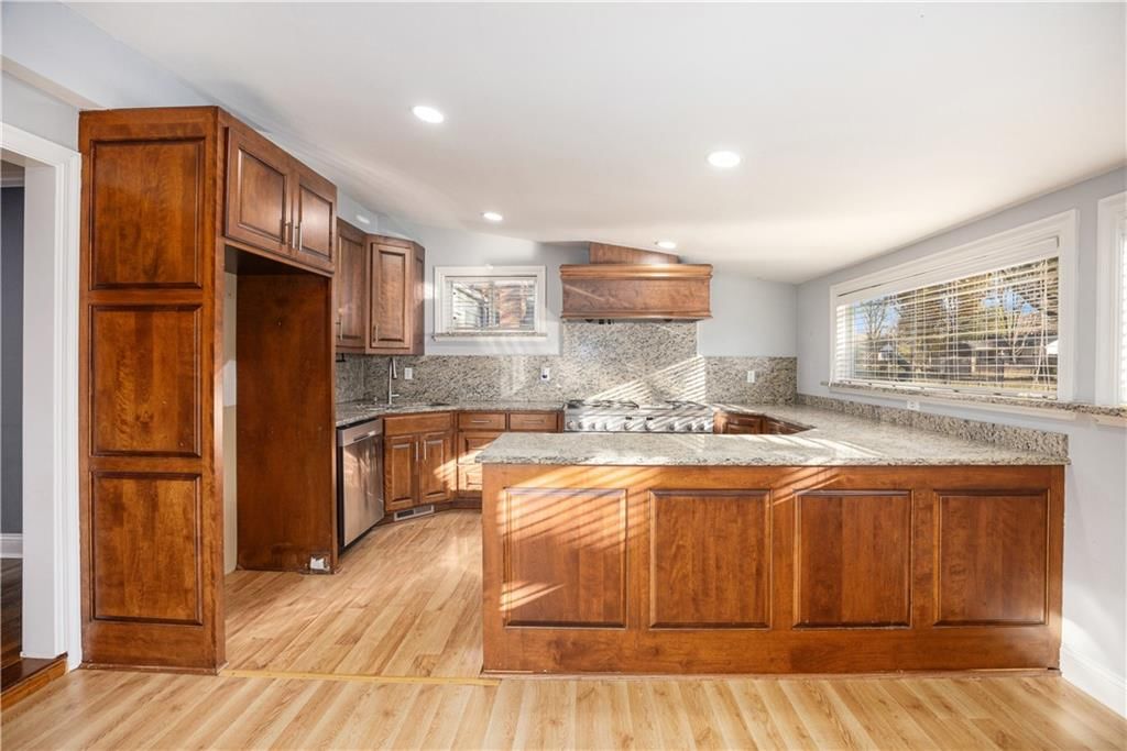 5308 McAnany Drive — photo 8
