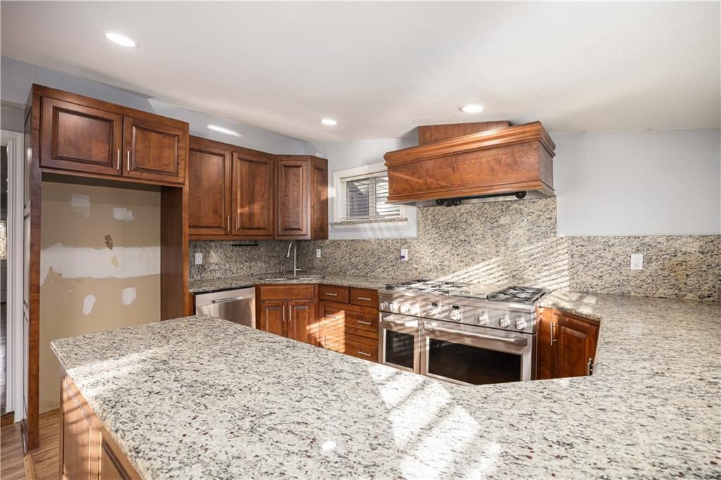 5308 McAnany Drive — photo 9