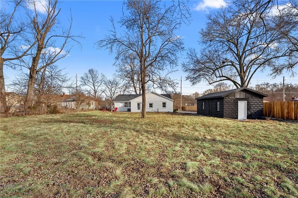 2018 James Downey Road — photo 33