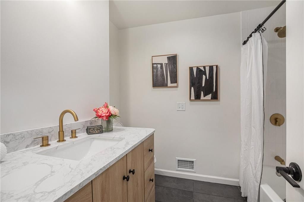 6020 E 151st Street — photo 22
