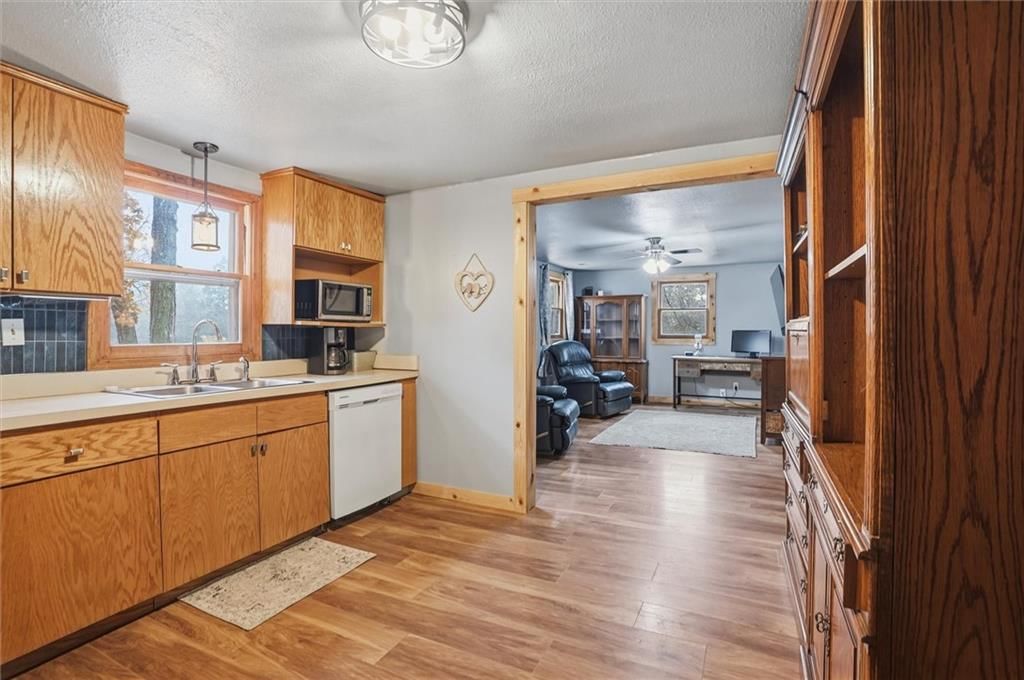 230 Elmore Street — photo 15
