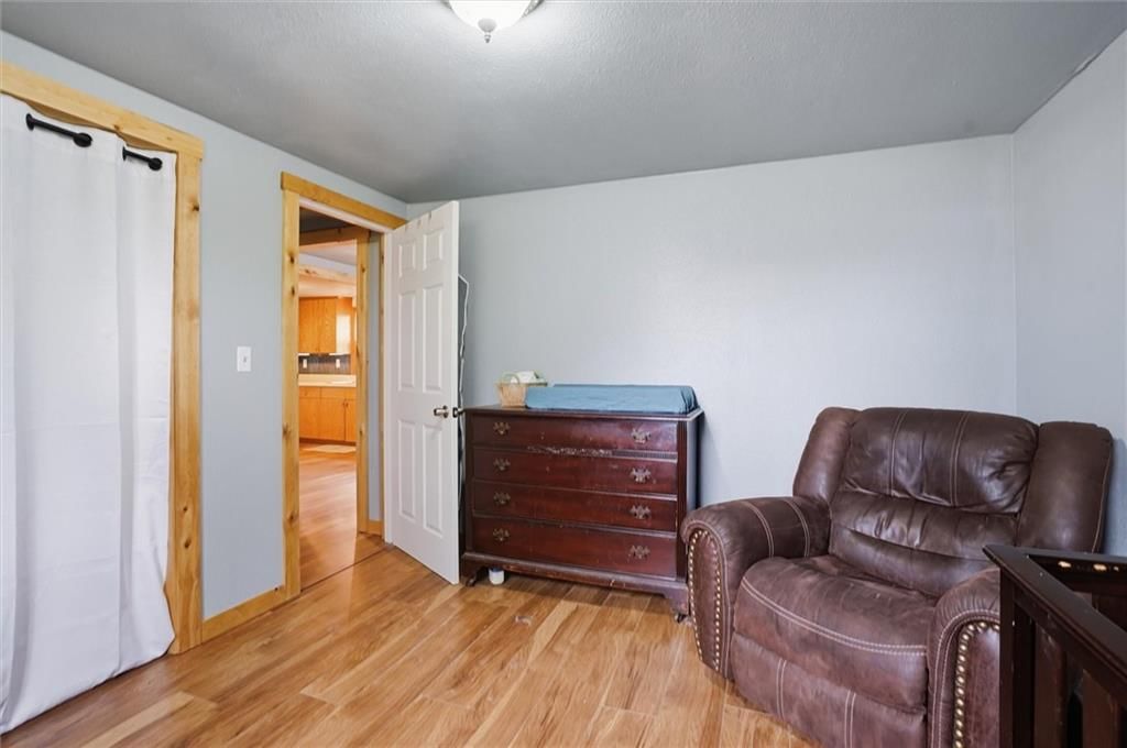 230 Elmore Street — photo 18
