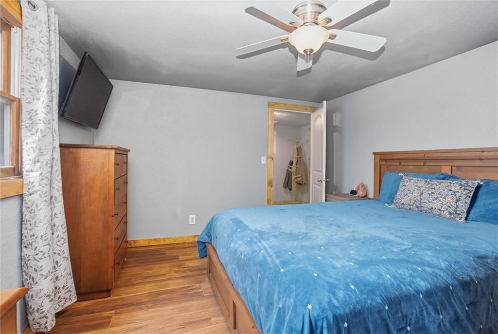 230 Elmore Street — photo 23