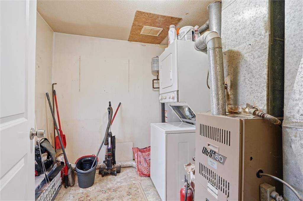 230 Elmore Street — photo 24