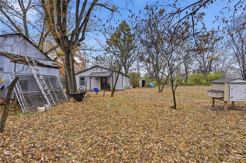 230 Elmore Street — photo 30