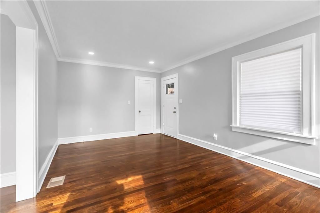 6230 Harrison Street — photo 5