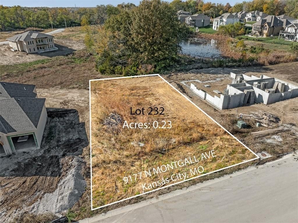 9177 N Montgall Avenue — photo 1