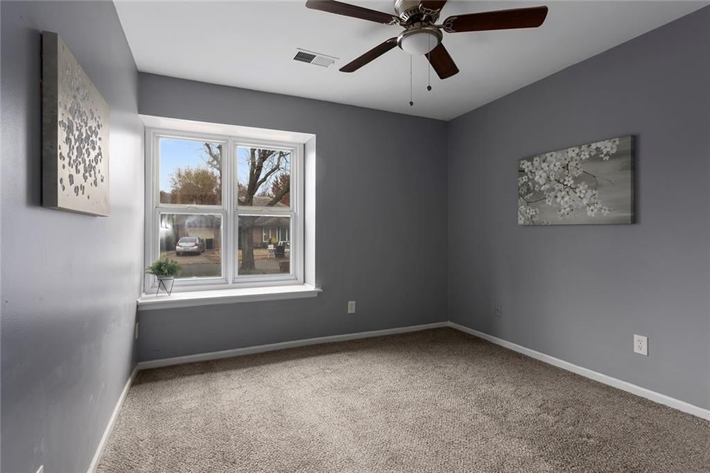6031 Euclid Avenue — photo 20