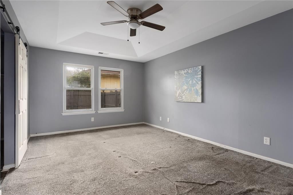 6031 Euclid Avenue — photo 26