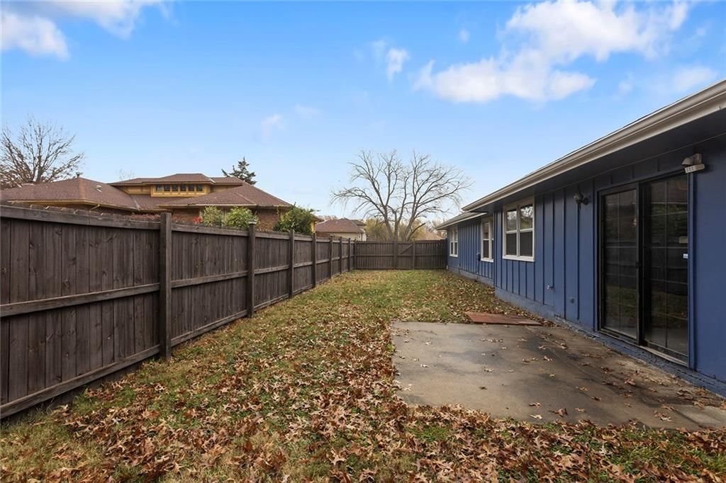6031 Euclid Avenue — photo 31
