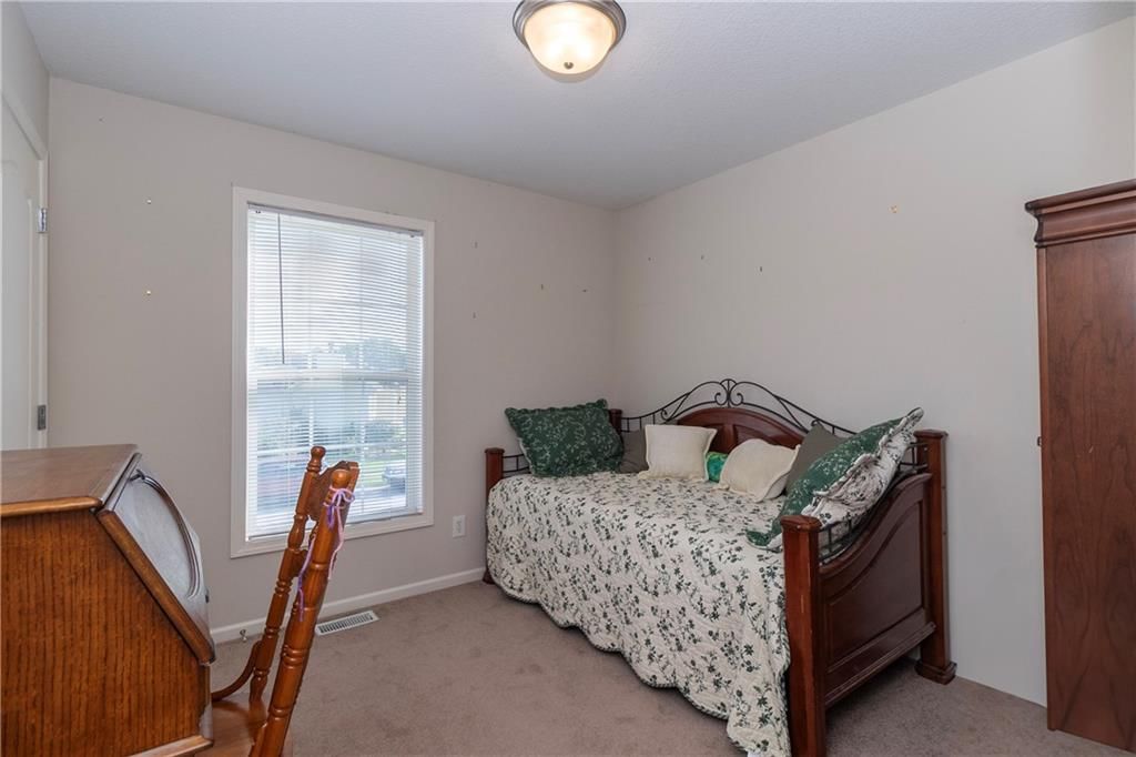 1902 NE Lake Drive — photo 20