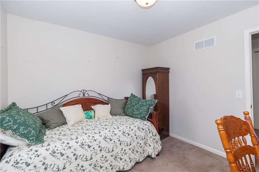 1902 NE Lake Drive — photo 21