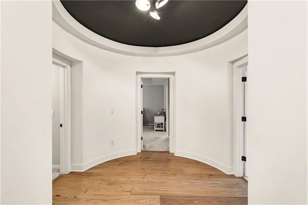 9450 Marion Street — photo 43