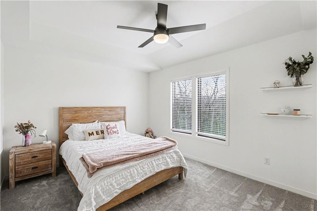 9450 Marion Street — photo 44