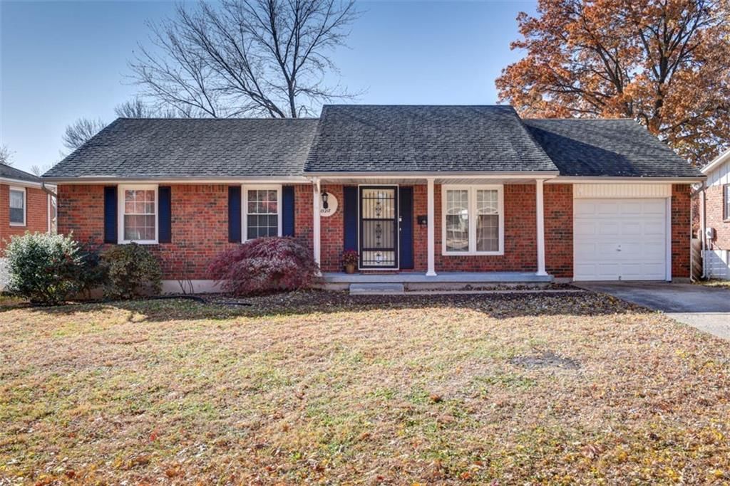 15217 E 43rd Street, Independence, MO