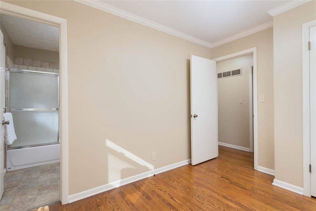 15217 E 43rd Street — photo 17