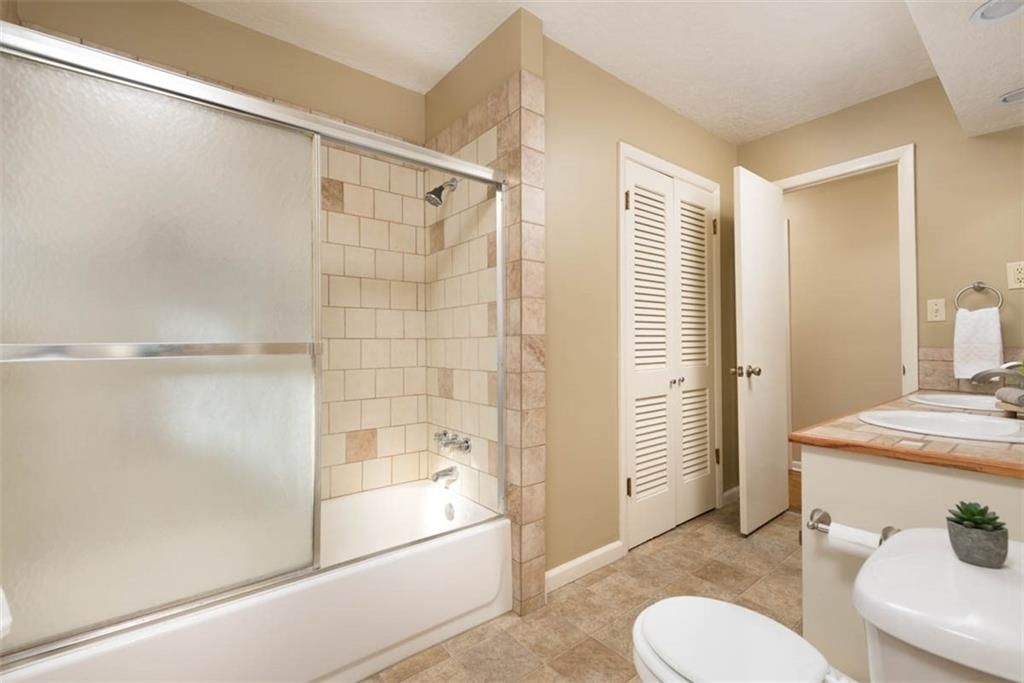 15217 E 43rd Street — photo 18