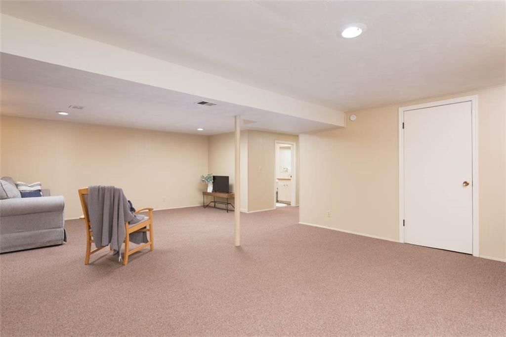 15217 E 43rd Street — photo 24