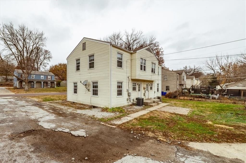 6625 Floyd Street — photo 3