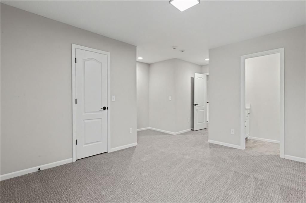 11105 NW 77th Terrace — photo 32