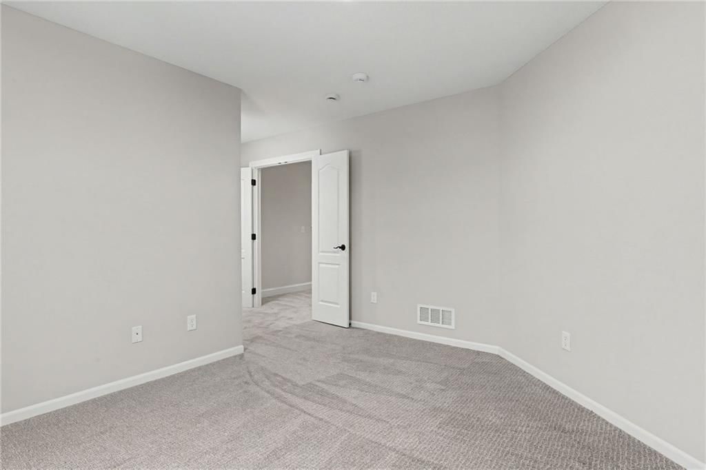 11105 NW 77th Terrace — photo 38