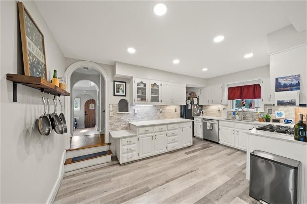 1212 W 72nd Street — photo 12