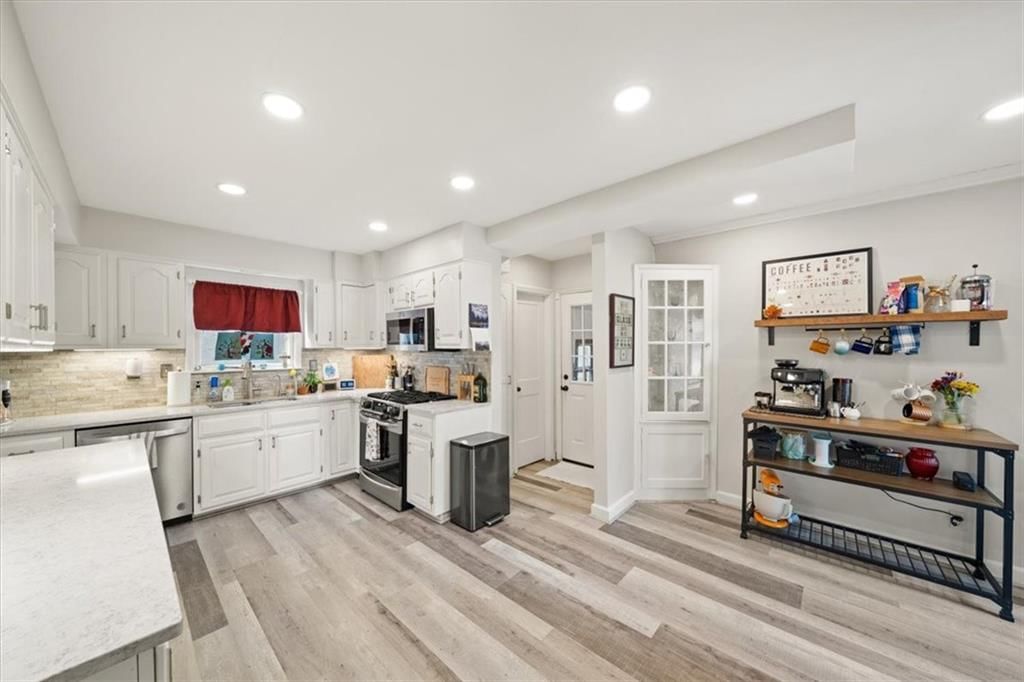 1212 W 72nd Street — photo 14