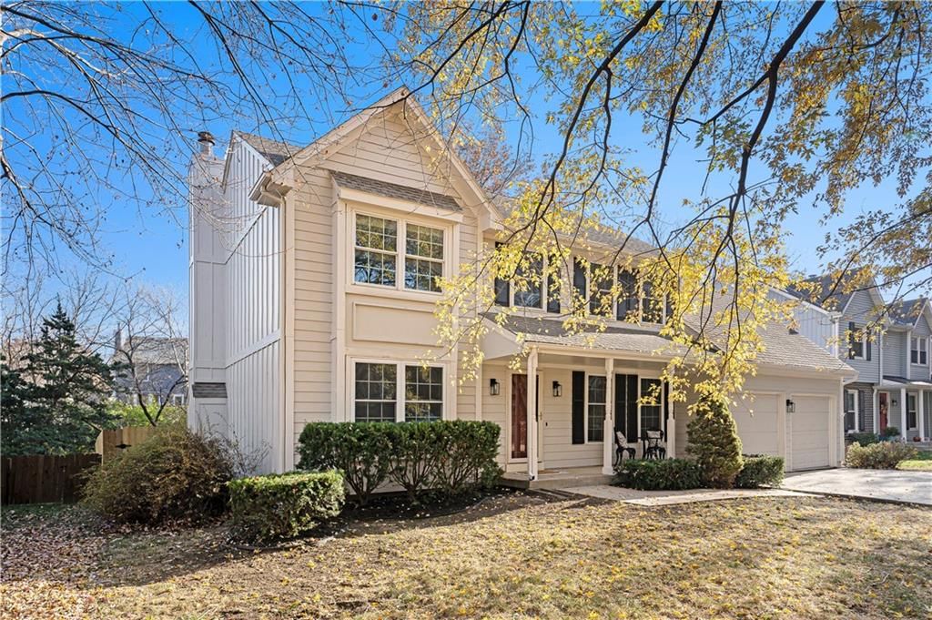 8033 Hall Street — photo 2