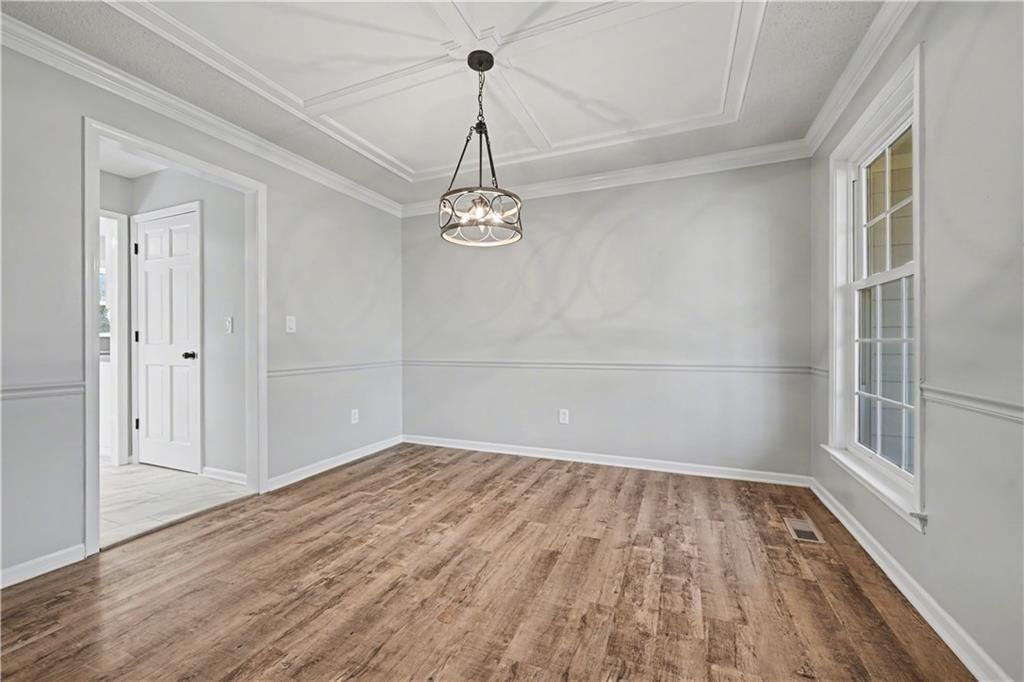 8033 Hall Street — photo 9