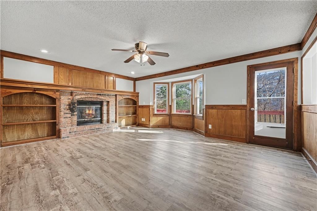 8033 Hall Street — photo 12