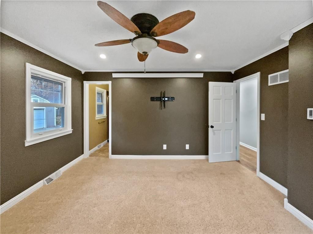 2200 Meadowlark Drive — photo 4