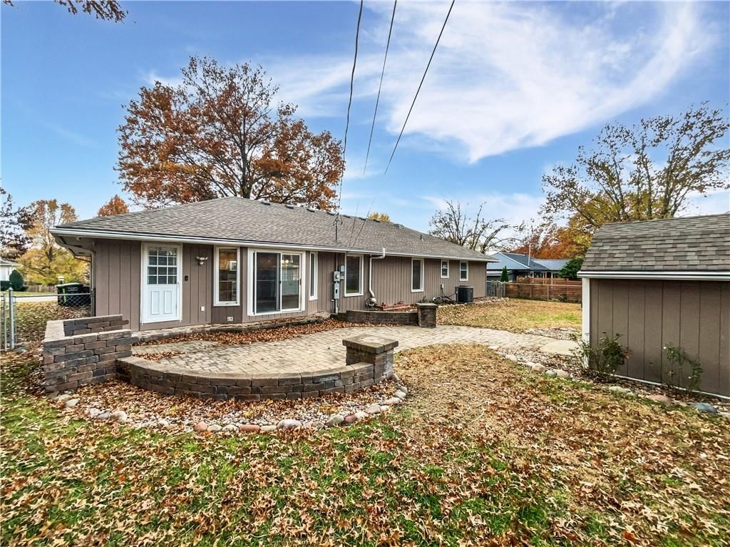 2200 Meadowlark Drive — photo 5